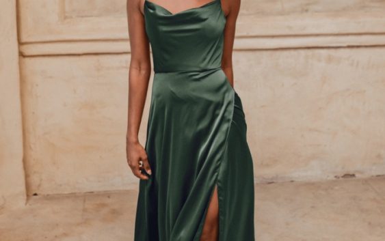 Bridesmaid Style Guide: Dressing Your Besties In 2023