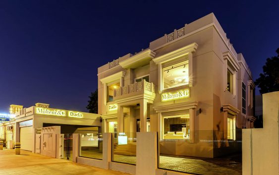 Storage Friendly Kitchen Furniture That Saves Space