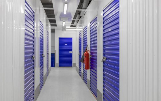 Quick Ways To Organize Your Storage Unit